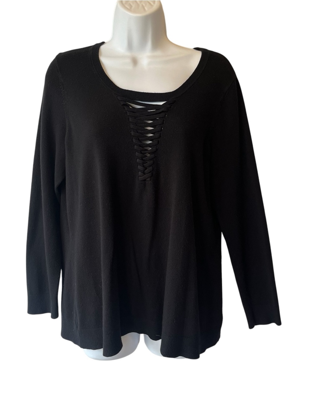 Torrid lightweight lace up sweater 2X Black Long sleeves Womens Pullover